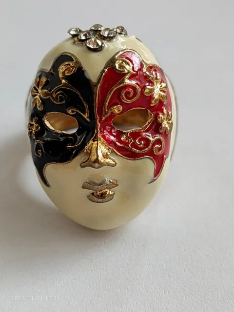 Chinese ancient Dao Ma Dan mask ring female jewelry Peking Opera mask ring