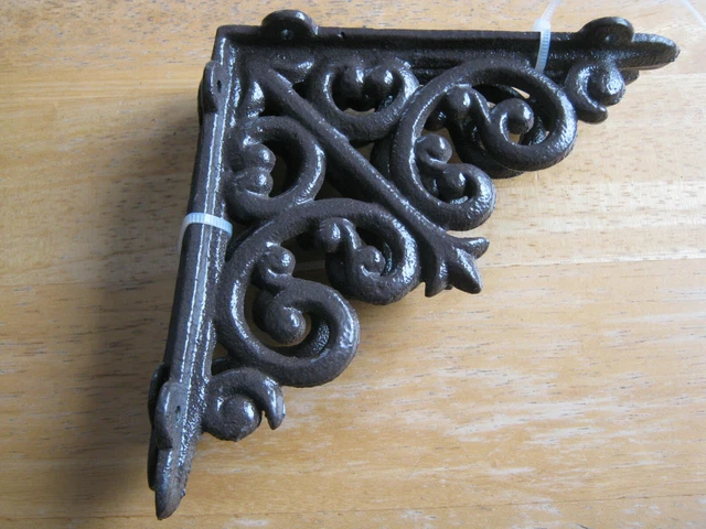 Pair of Metal Scroll Design Vintage Rustic Style Shelf Brackets NEW
