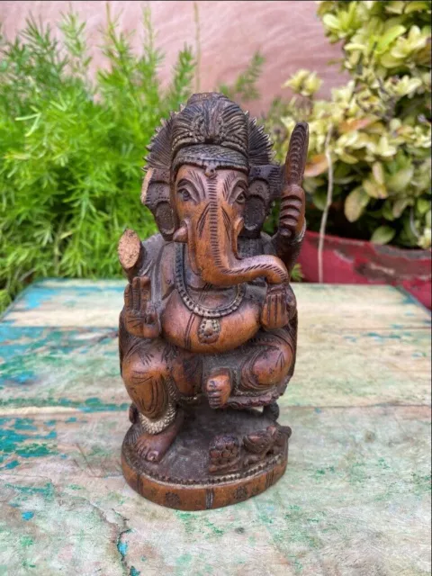 1800 alte alte hölzerne handgeschnitzte Hindu-Gott Ganesha religiöse Figur