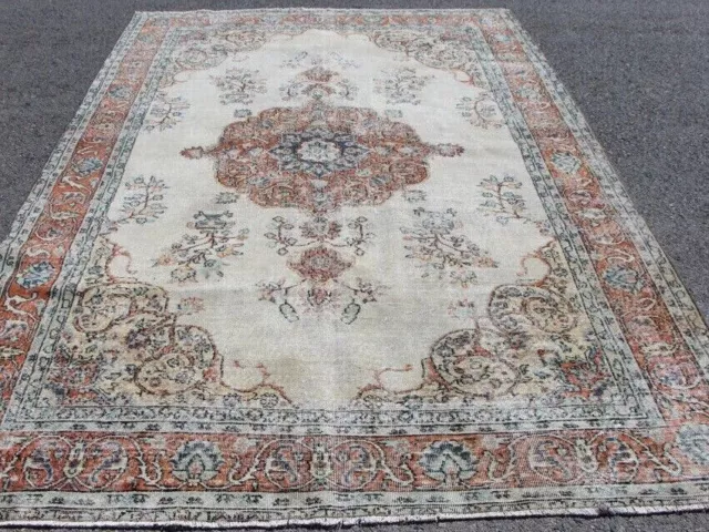 Vintage 11'x7' ft Distressed Semi Muted Faded Area Rug Hand-knotted Wool Carpet