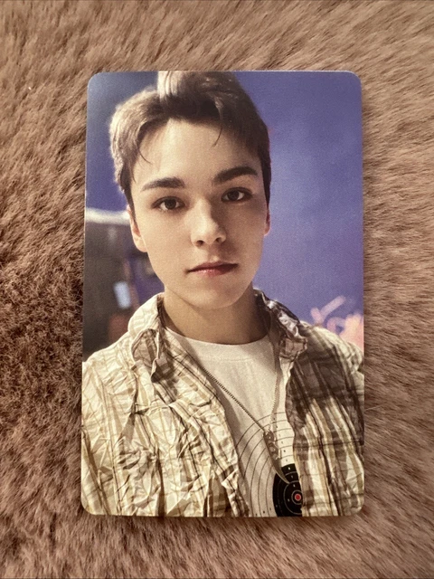 SEVENTEEN VERNON OFFICIAL Photocard K-POP 2022 Fan