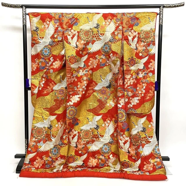 Japanese Kimono Uchikake Luxurious Wedding Embroidery Pure Silk Crane Red K455