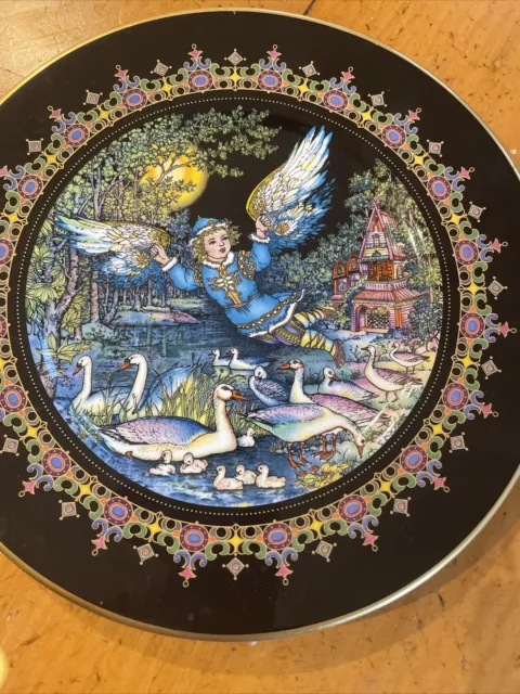 Villeroy Boch Heinrich Magical Fairy Tale Plate "The Aquatic Fauna & Lutonja"