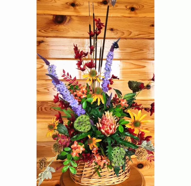 FISHING CREEL RUSTIC Floral Arrangement with two real fishing flies. Wildflower