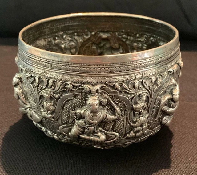 Vintage Old Silver Rare Hand Engraved Figure Chinese Silver Bowl Collectible Art