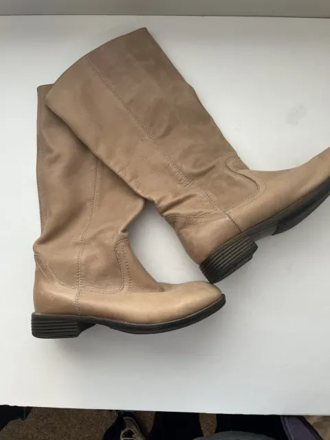 KENNETH COLE REACTION Boots Womens 8.5 Super Soft Tan Leather Tall Boots