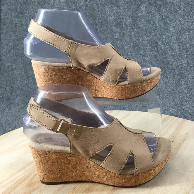 Clarks women's sales annadel bari platform