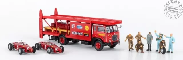 BREKINA 58475 Set Fiat Ferrari 640 Transporter Avec Auto De Course Pilotes Et