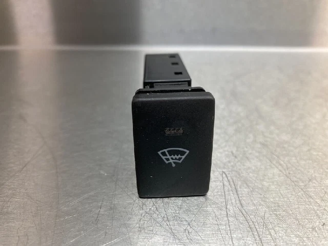 15A886 SCHALTER FÜR BEHEIZBARE HECKSCHEIBE Lexus IS C 2013