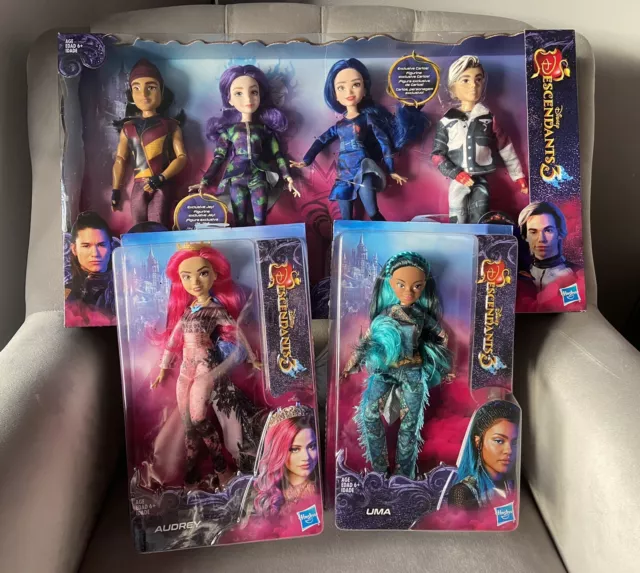 Jay and carlos descendants dolls hot sale