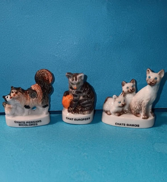 VINTAGE LOT DE 2 figurines en chinois os chats siamois tabby EUR 16,61 VINTAGE LOT DE 2 figurines en chinois os chats siamois tabby EUR 16,61