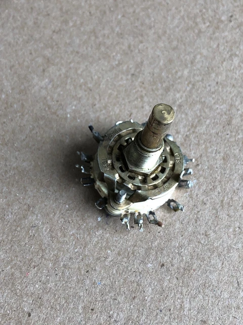 CTS 137 7821 T-208 Rotary Selector Switch 4 Pole 3 Position
