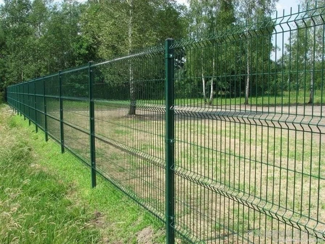 75 metres x 1700mm Height V Mesh Green Medium Level Security Fencing