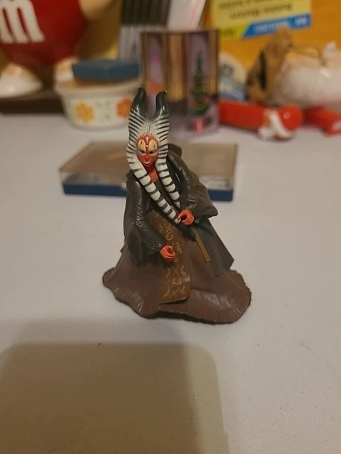 Figurine Star Wars Shaak Ti - Maître Jedi - Série 3.75"