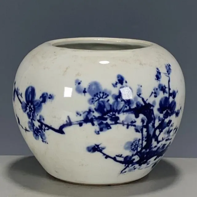 Fine Chinese Porcelain Blue And White Porcelain Plum blossom pattern pot &jar