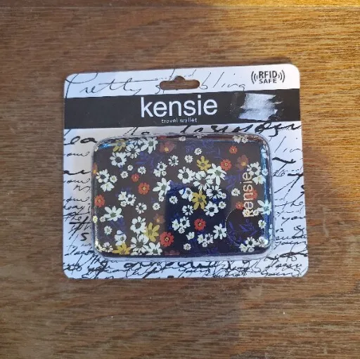 Kensie travel card case Wallet rfid safe black floral print NEW
