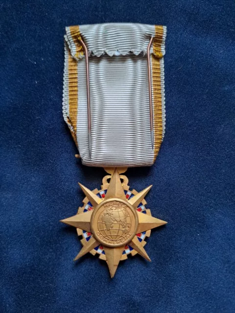 Medaille Chevalier Ordre Merite Commercial En Bronze 2
