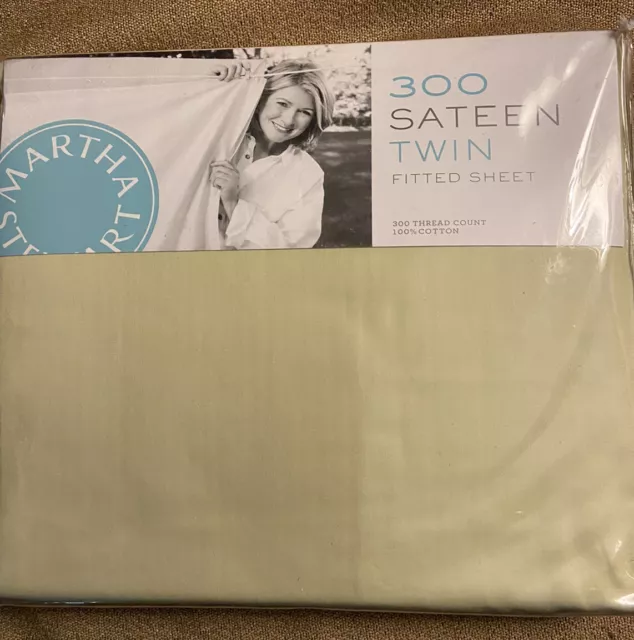 Martha Stewart Collection 300TC 100% Cotton Sateen TWIN Fitted Sheet Pistachio