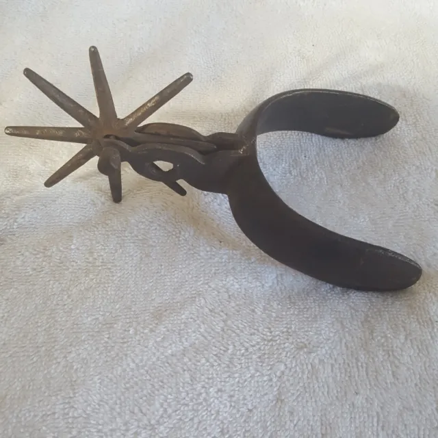 UNUSUAL Primitive ANTIQUE Hand-Forged 8-Pointed-Star IRON SPUR / Cowboy Western