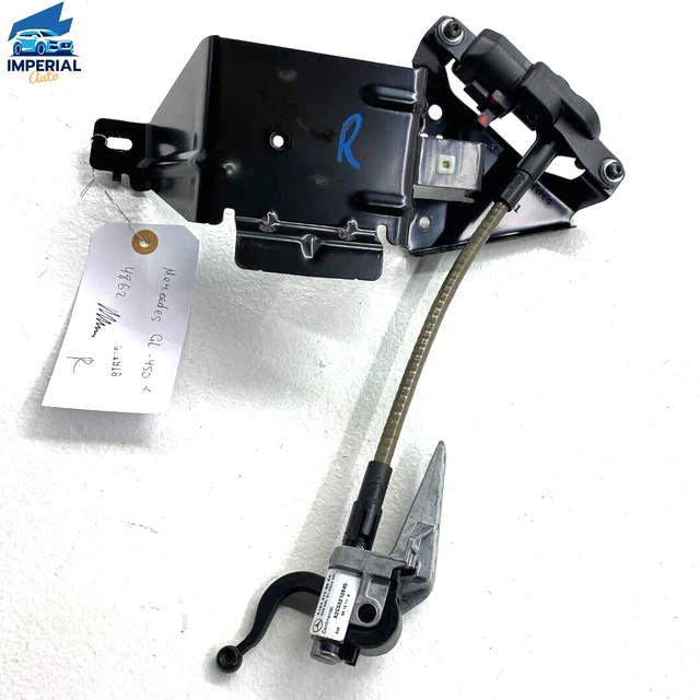 07-12 Mercedes X164 GL450 Rear Right Quarter Window Regulator Motor Bracket OEM