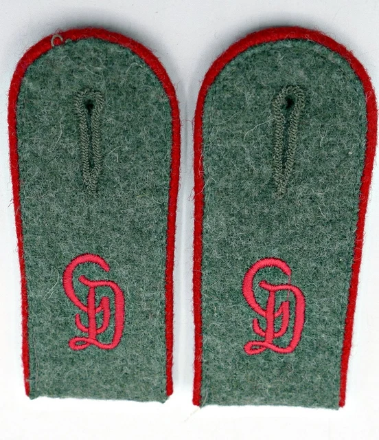 Wehrmacht - Heer -  Schulterklappen Mannschaften Artillerie GD