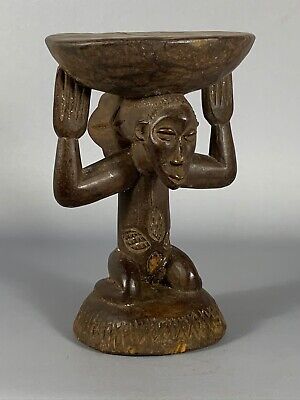 190229 - Tribal used African Yoruba headrest - Nigeria.