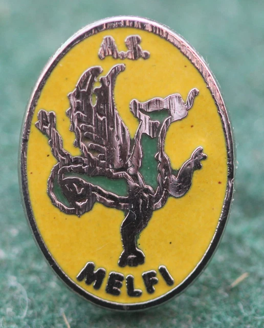 ITALY ITALIA AS Melfi Calcio Football Enamel Pin Badge Distintivo