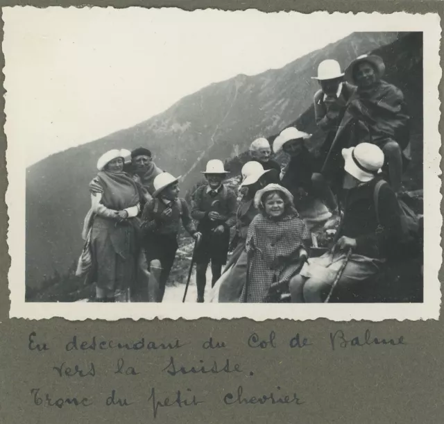 En descendant du Col de Balme vers la Suisse, Chamonix-Mont-Blanc (Haute-Savoie)