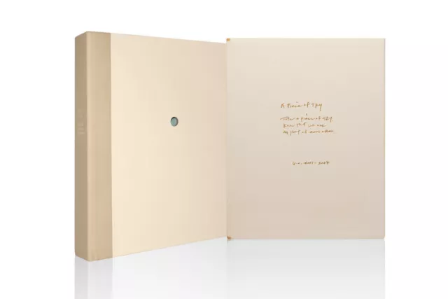 Yoko Ono SIGNED Genesis Publications Infinite Universe Deluxe
