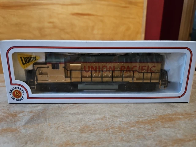 Vintage Bachmann HO Scale 5 Union Pacific GOLD Locomotive Lighted NEW IN BOX