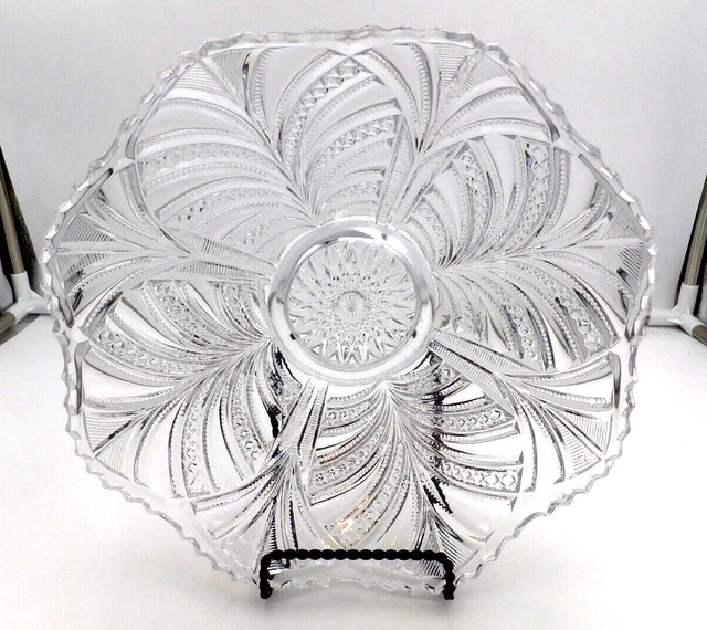 Bryce Higbee EAPG Palm Leaf Fan Bowl