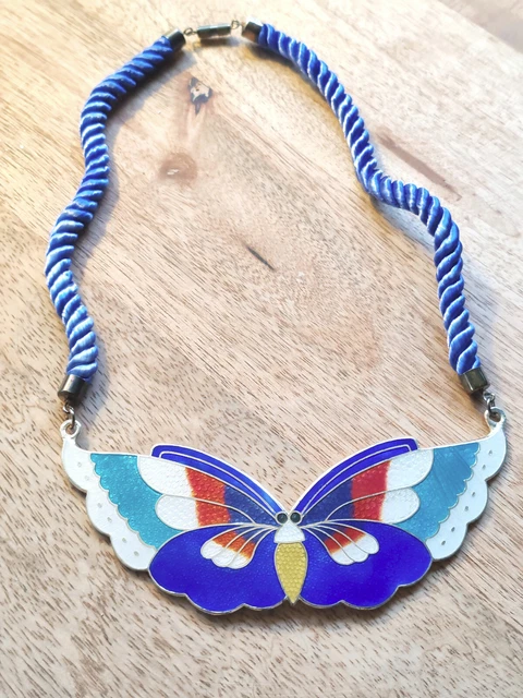 Pendentif Collier Années 70 – Double Poisson émail Cloisonné Jaune, Vintage