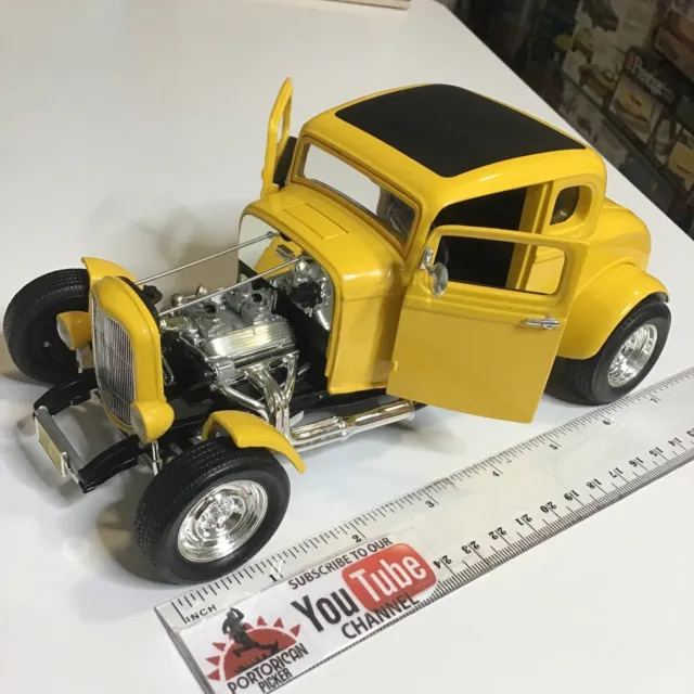 Ertl American Graffiti Movie Car ‘32 Yellow 1932 Ford Deuce Coupe Hot Rod  1/18