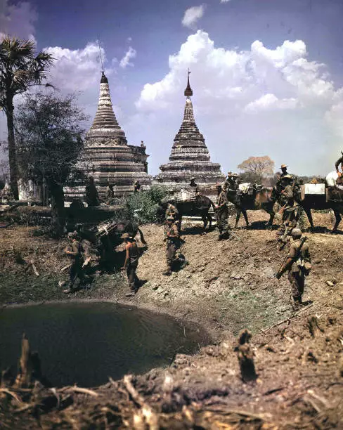 WWII, Asia, March The road to Mandalay, Burma, A team of India - 1945 Old Photo