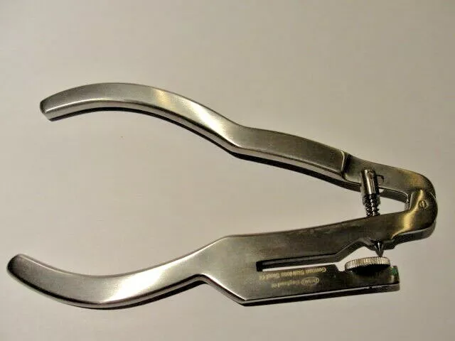 Rubberdam Punch Plier dental surgery  top quality instruments