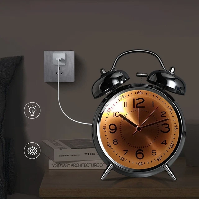 Clondo Sveglia al Quarzo Analogica, Sveglie da Comodino con Funzione Luce, Alimentato a Batteria, Sveglia per Bambini, Allarme Portatile (Rosso