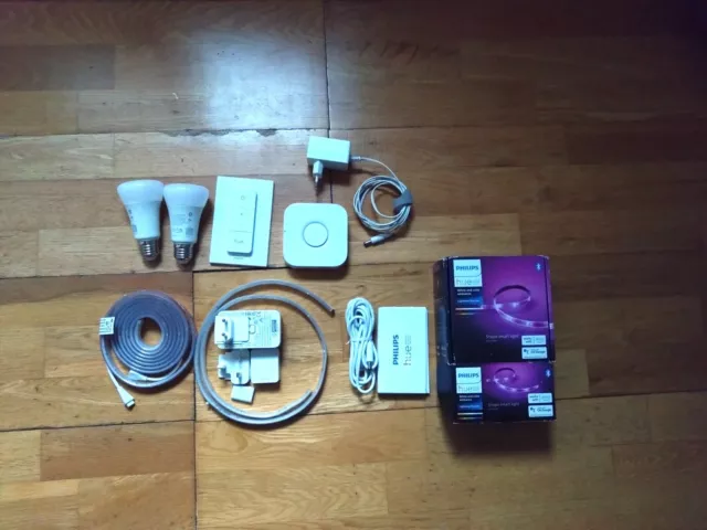 Philips Hue - Kit  2 ampoules White & Color E27 + accesoire et pack Bande LED