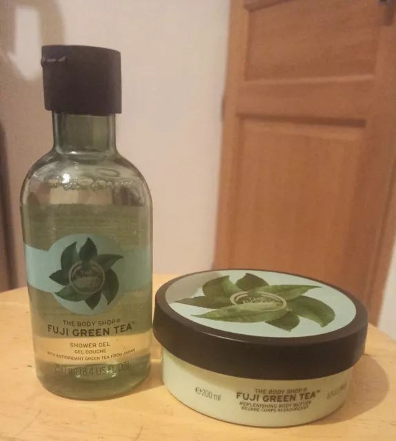 The Body Shop FUJI GREEN TEA - Beurre Corps Ressourçant & Gel Douche  - neuf