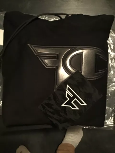 Faze champion sales hoodie black