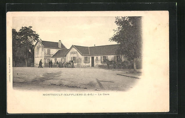CPA Monsoult-Maffliers, La Gare,  vue de La Gare