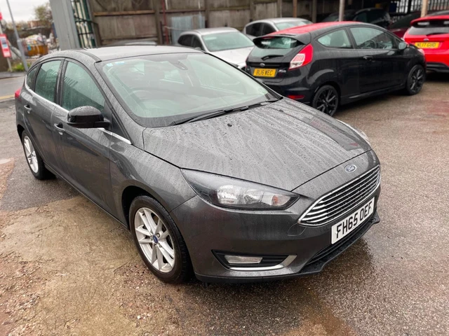 2016 Ford Focus 1.0 EcoBoost 125 Zetec 5dr HATCHBACK Petrol Manual
