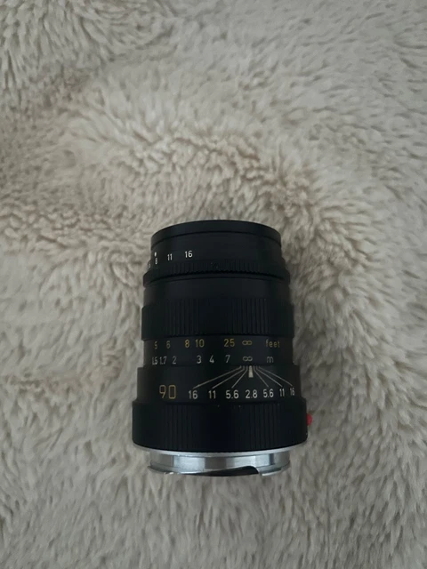 Lot 3 - A Leitz Summaron f/2.8 35mm Lens