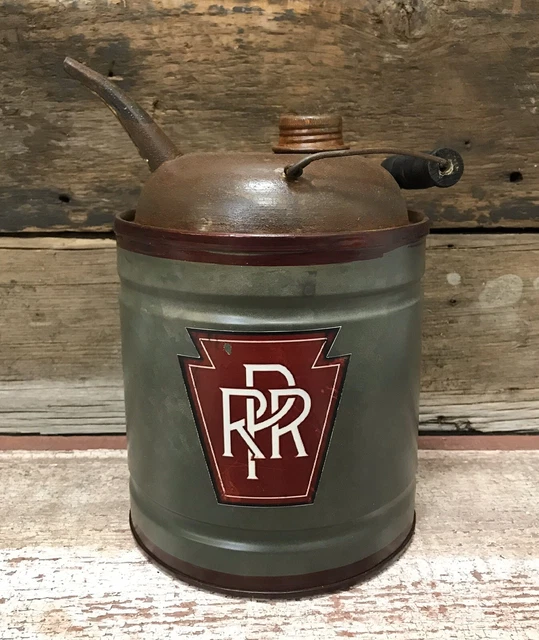 Pennsylvania Railroad PRR 1 Gallon Tin Motor Oil Filler Can with Spout, Handle