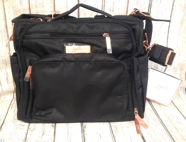 NEW, JuJube Multi-Function Convertible Diaper Messenger/Backpack Bag, 17FM02RG