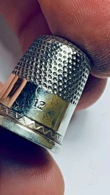 Vintage Unmarked Silver  Thimble    ID. Number 520
