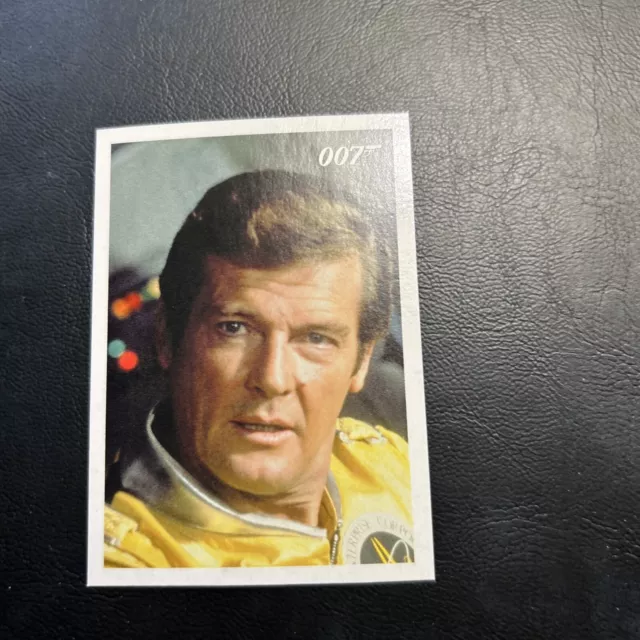 C54d James Bond Archives 2009 #33 Roger Moore Moonraker