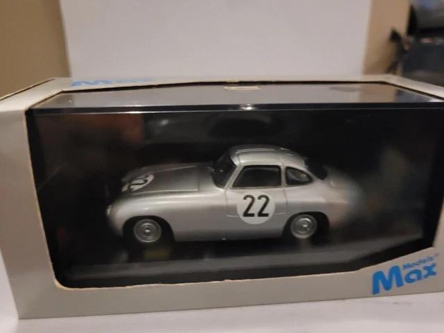 Mercedes-Benz 300 SL Coupé Le Mans 1952 #22 - 1:43 - Bang