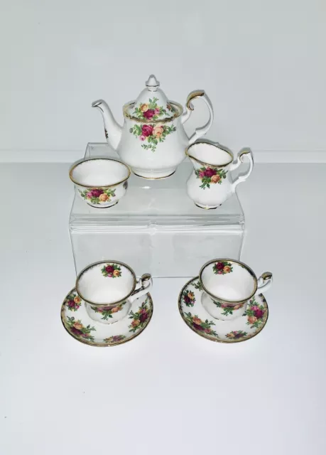 Royal Albert - Old Country Roses, miniature tea set for two. First quality