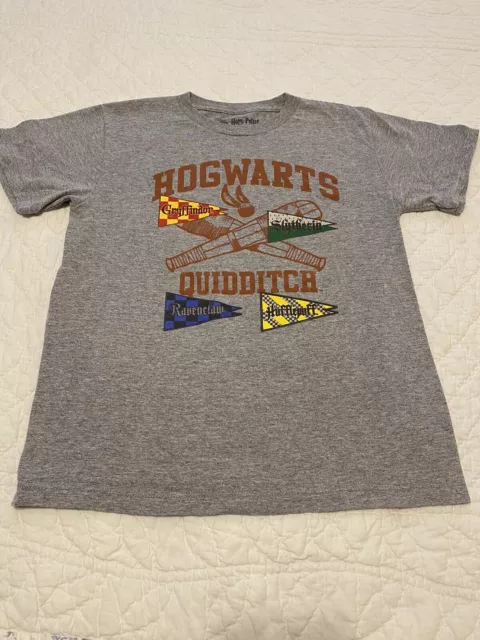 Harry Potter Boys' Hogwarts Quidditch Youth Short Sleeve T-Shirt Size Small