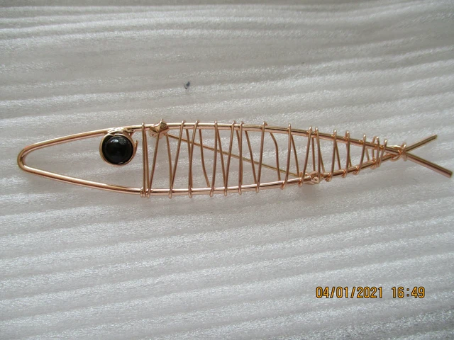 Broche Dorée Vintage Longue - Neuf Avec Étiquettes - Métal Sans Nickel